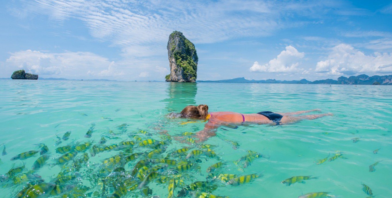 https://asientravel.dk/wp-content/uploads/2025/09/Snorkling-ved-Similan-Islands.jpg